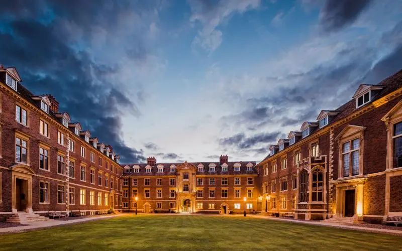申请到英国高中留学