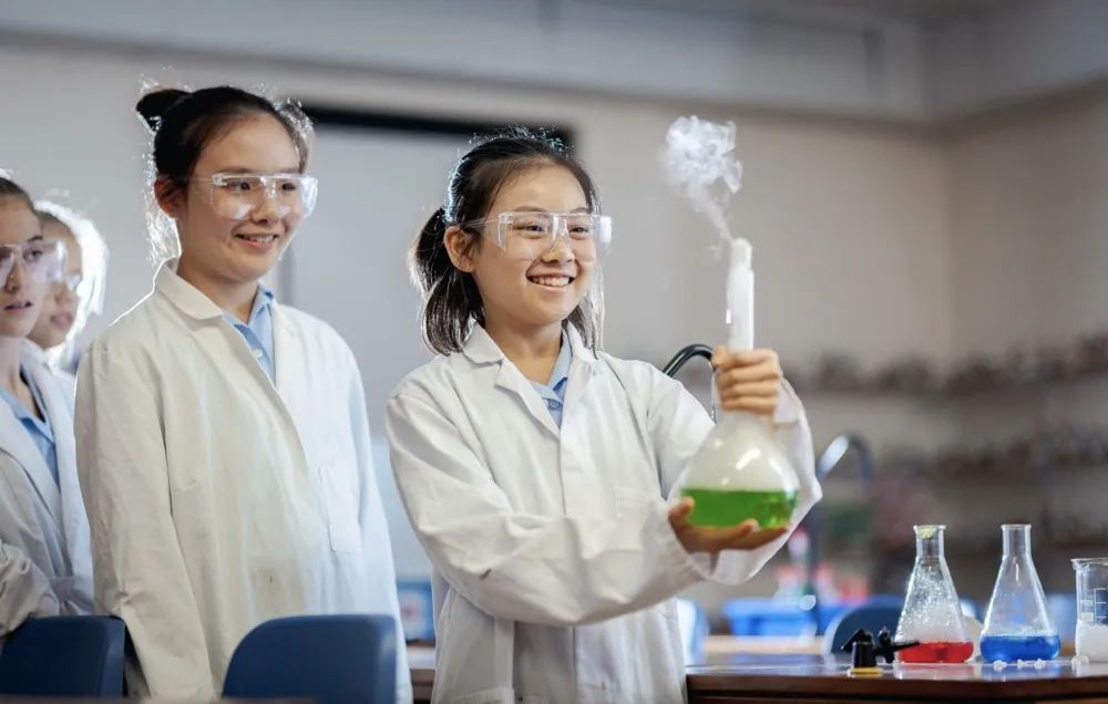 留学初中英国入学条件
